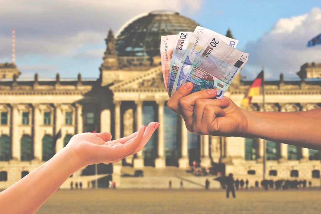 【移住当初は要注意】ドイツ生活に関わる主要な税金の種類と特徴について